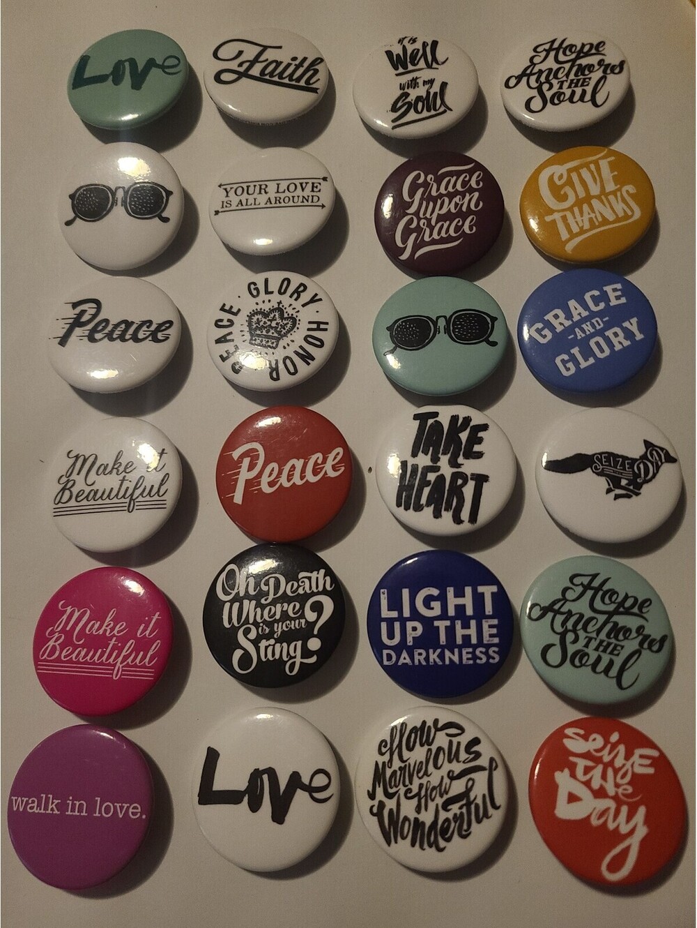 Lot of 24 Inspirational Pinbacks Peace, Faith, Grace, Love